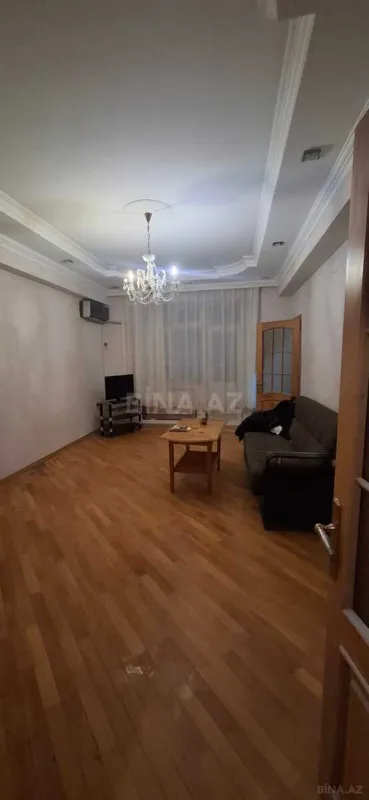 Kirayə verilir 2 otaqlı mənzil 65 m²