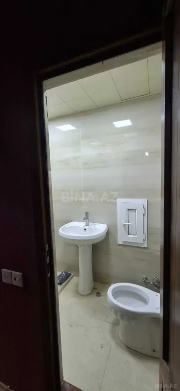 Kirayə verilir 2 otaqlı mənzil 65 m²