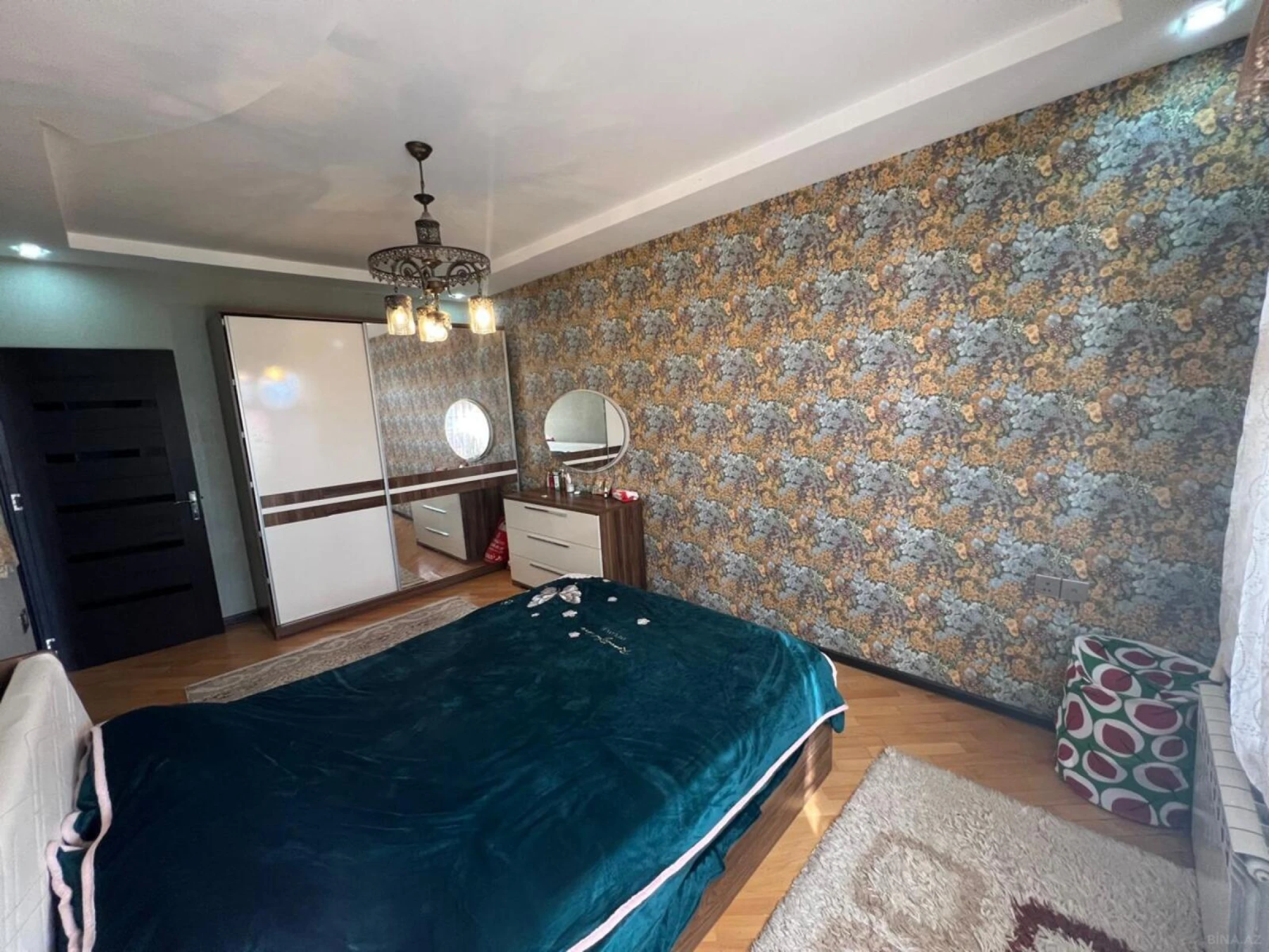 Satılır 3 otaqlı mənzil 70 m²