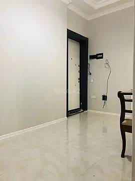 Kirayə verilir 2 otaqlı mənzil 80 m²