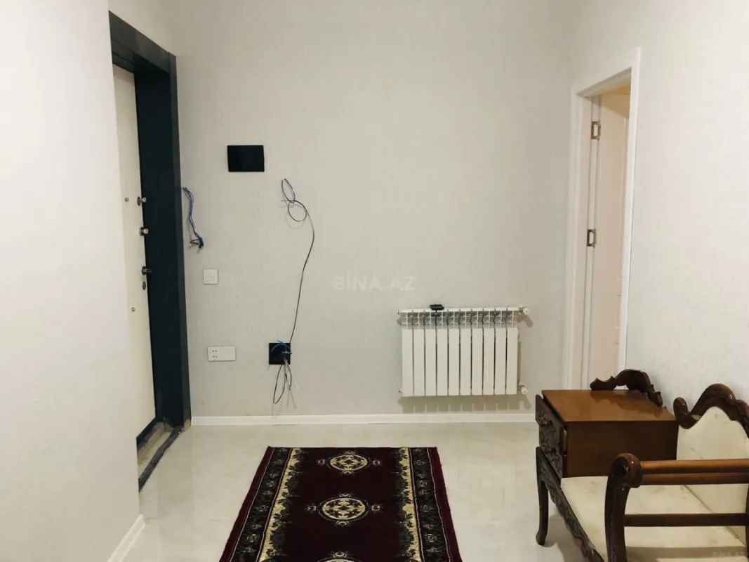 Kirayə verilir 2 otaqlı mənzil 80 m²