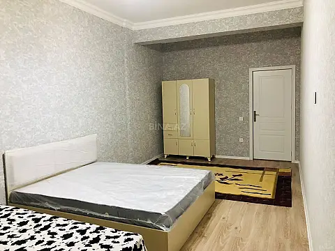 Kirayə verilir 2 otaqlı mənzil 80 m²