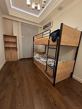 Kirayə verilir 3 otaqlı mənzil 111 m²