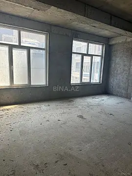 Satılır 5 otaqlı mənzil 272 m²
