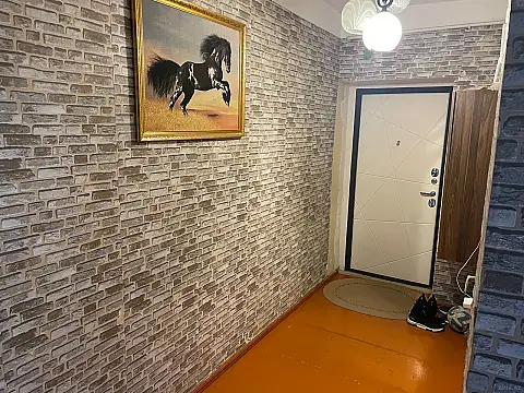 Satılır 2 otaqlı mənzil 50 m²