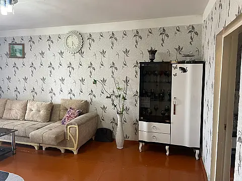 Satılır 2 otaqlı mənzil 50 m²