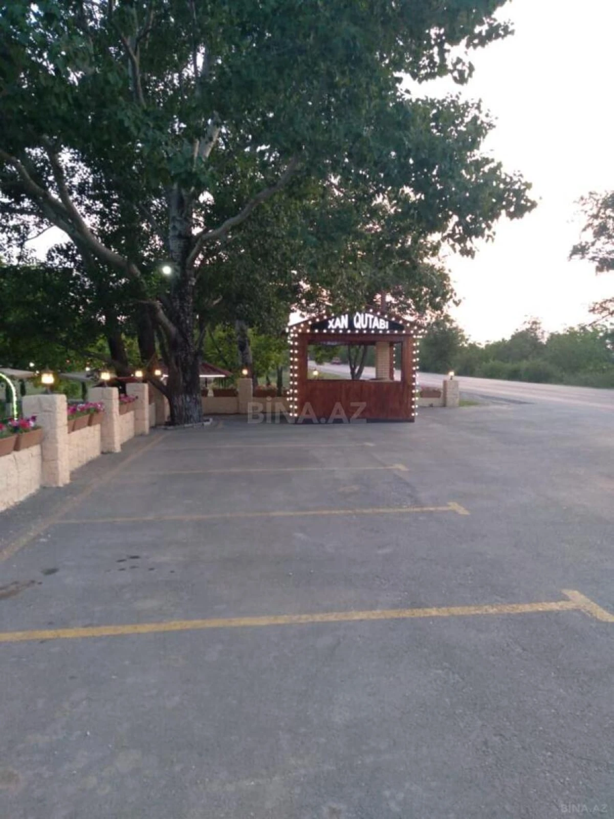 Satılır obyekt 350 m²