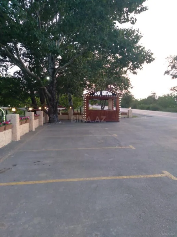 Satılır obyekt 350 m²