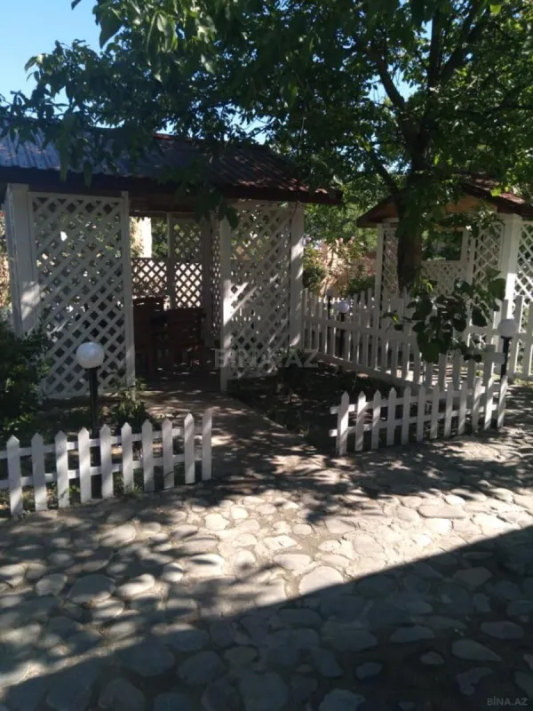 Satılır obyekt 350 m²