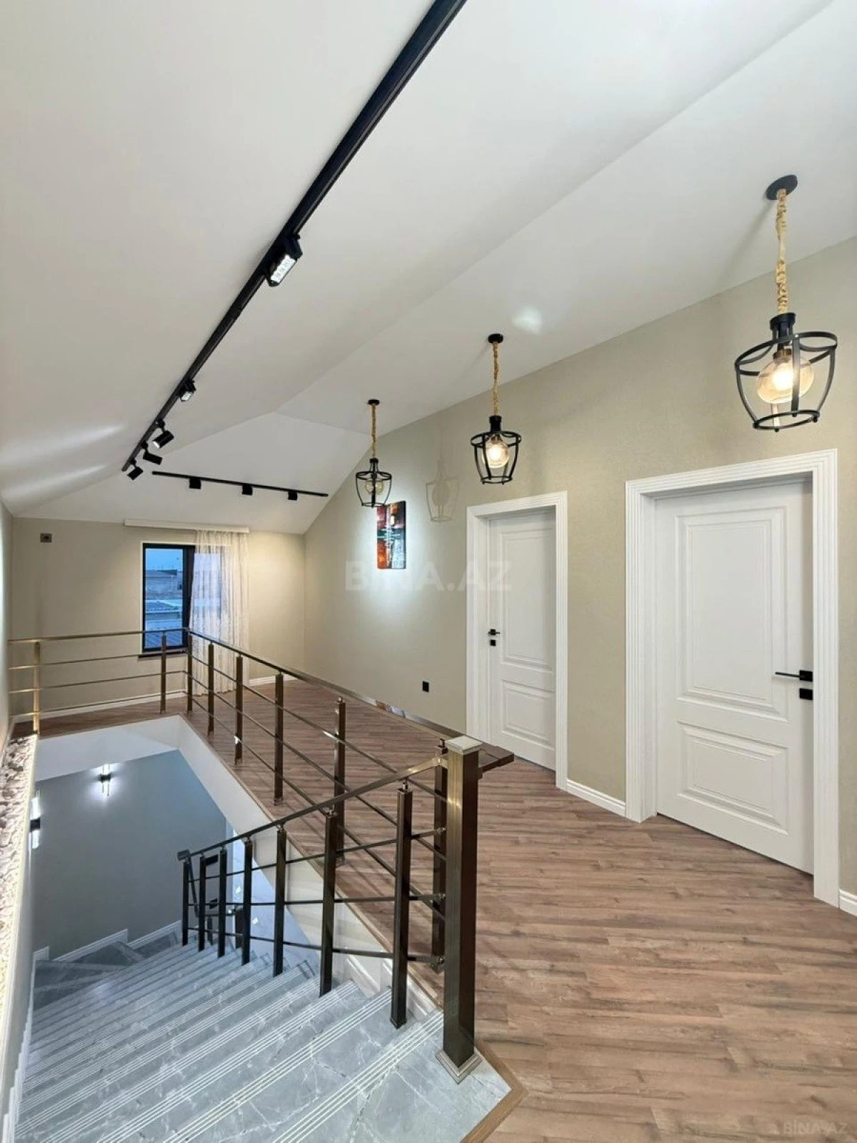 Satılır 4 otaqlı həyət evi 150 m²