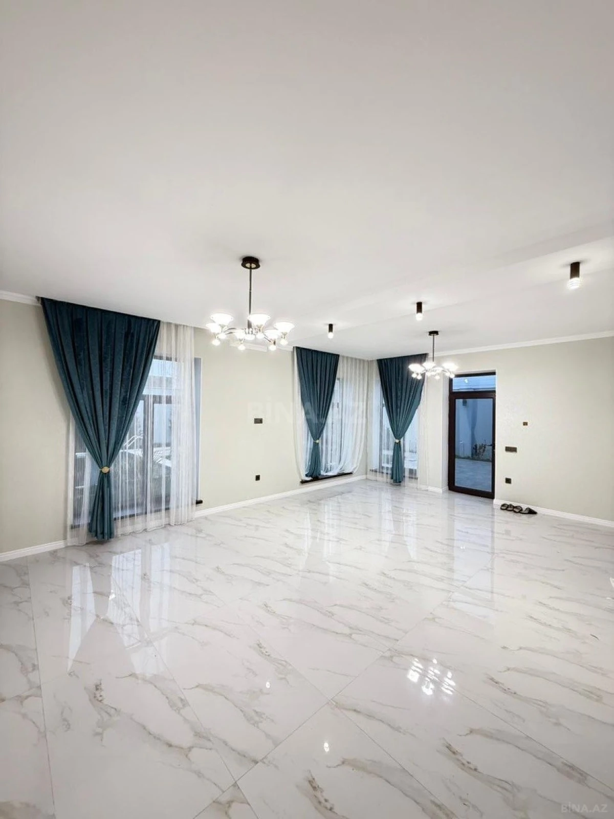 Satılır 4 otaqlı həyət evi 150 m²