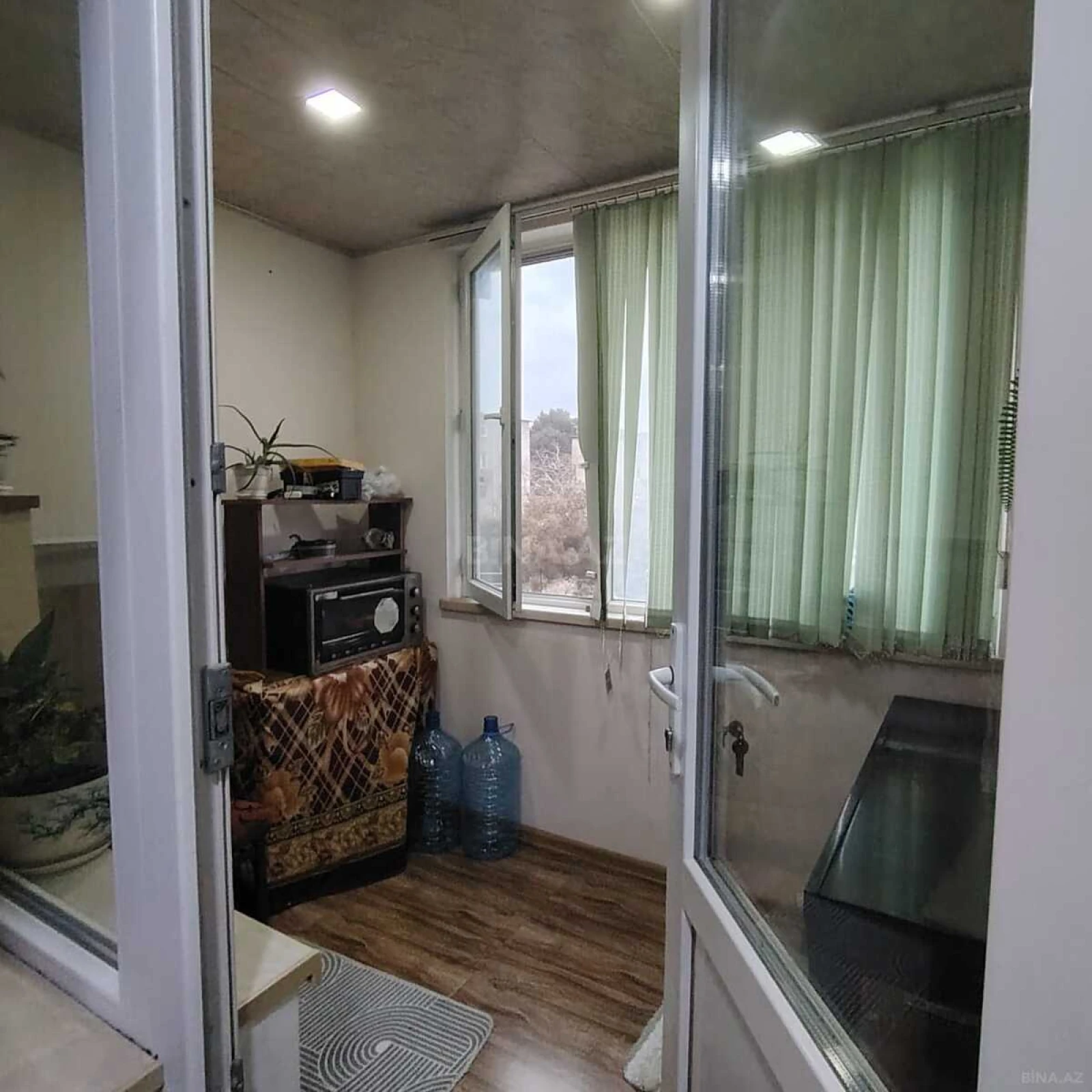 Satılır 3 otaqlı mənzil 70 m²