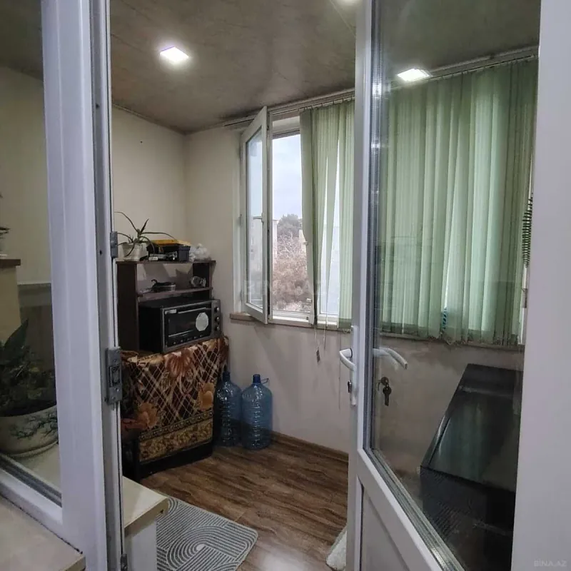 Satılır 3 otaqlı mənzil 70 m²