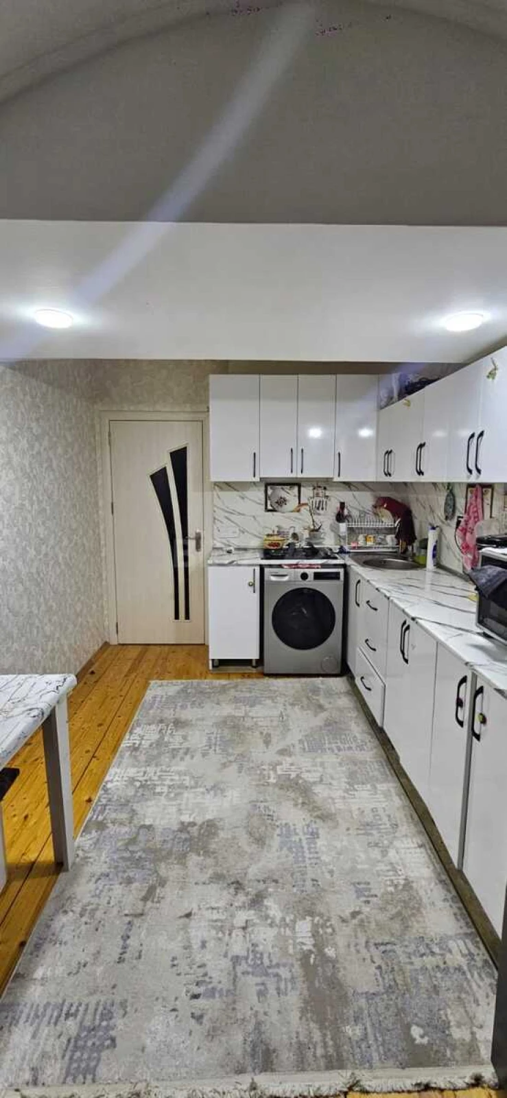 Satılır 2 otaqlı mənzil 70 m²