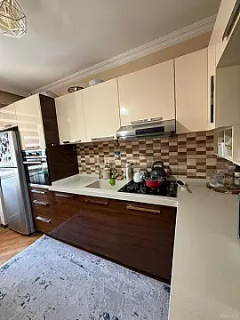 Satılır 3 otaqlı mənzil 82 m²