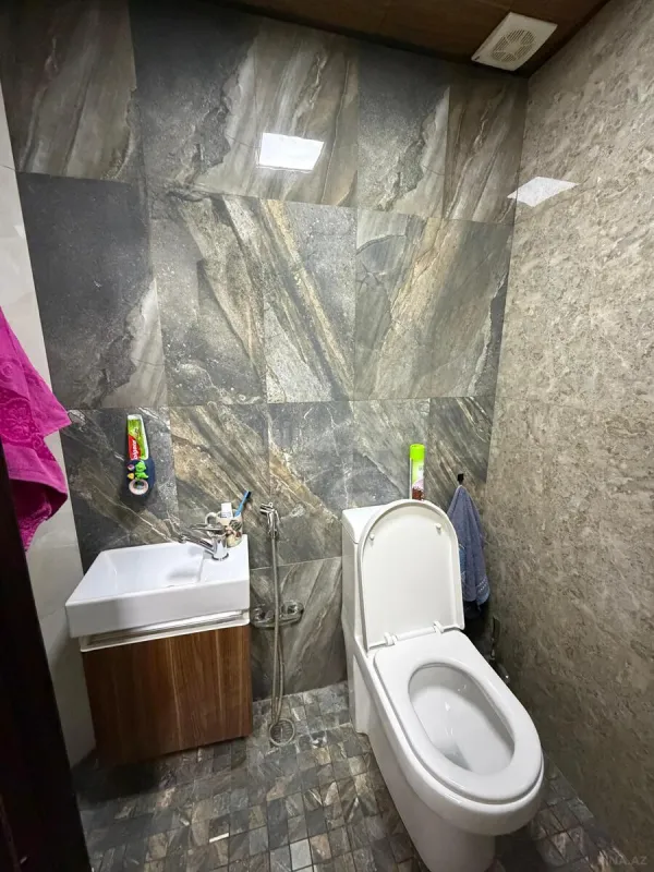 Satılır 3 otaqlı mənzil 82 m²