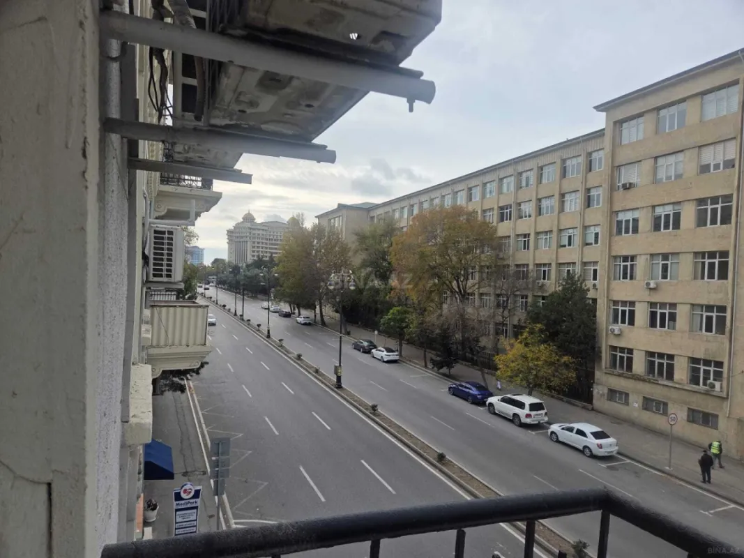 Satılır 3 otaqlı mənzil 90 m²