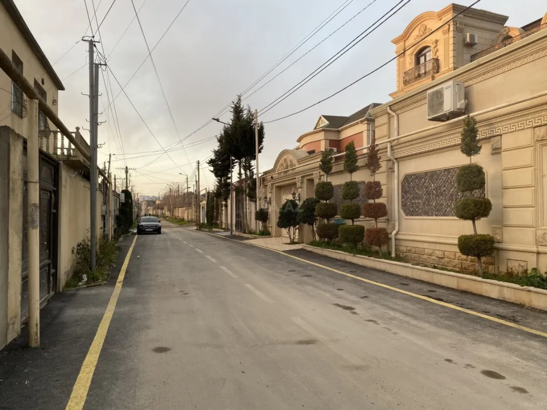 Satılır 6 otaqlı həyət evi 260 m²