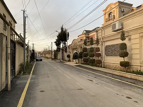 Satılır 6 otaqlı həyət evi 260 m²