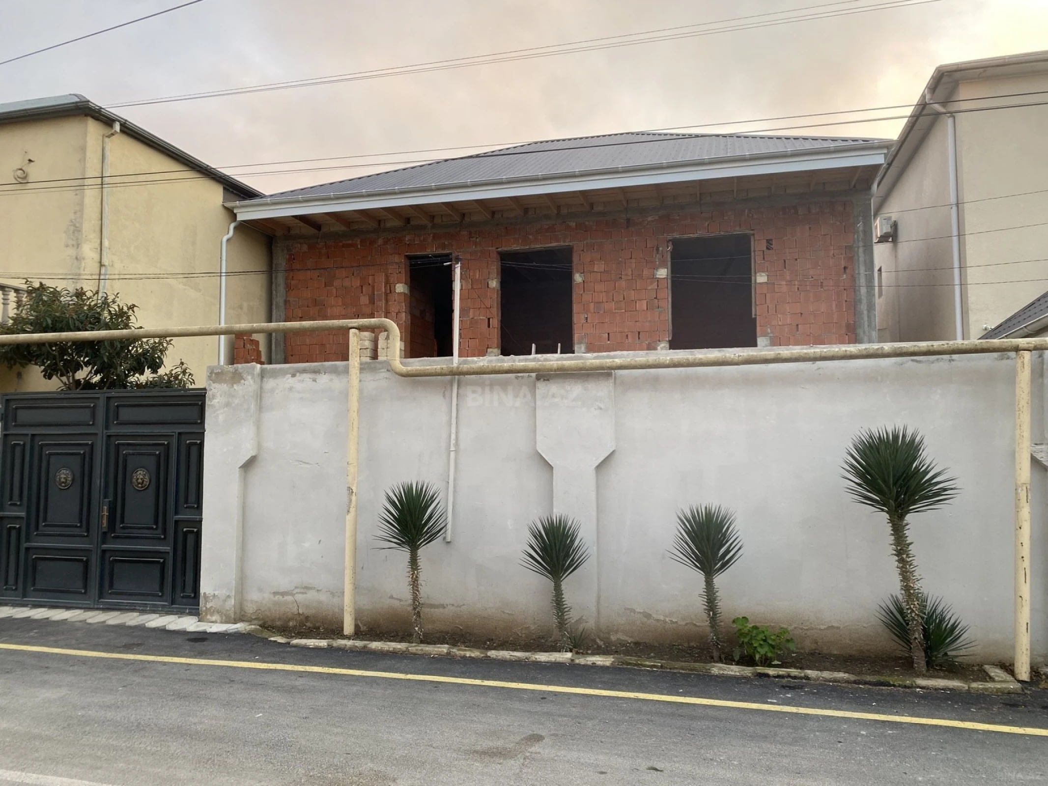 Satılır 6 otaqlı həyət evi 260 m²