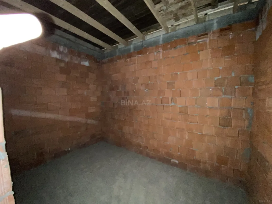 Satılır 6 otaqlı həyət evi 260 m²