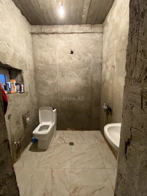 Satılır 6 otaqlı həyət evi 260 m²