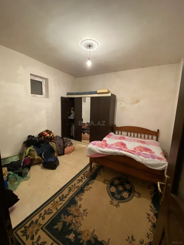 Satılır 6 otaqlı həyət evi 260 m²