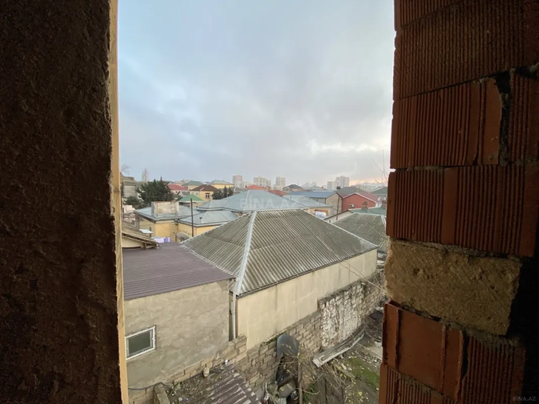 Satılır 6 otaqlı həyət evi 260 m²