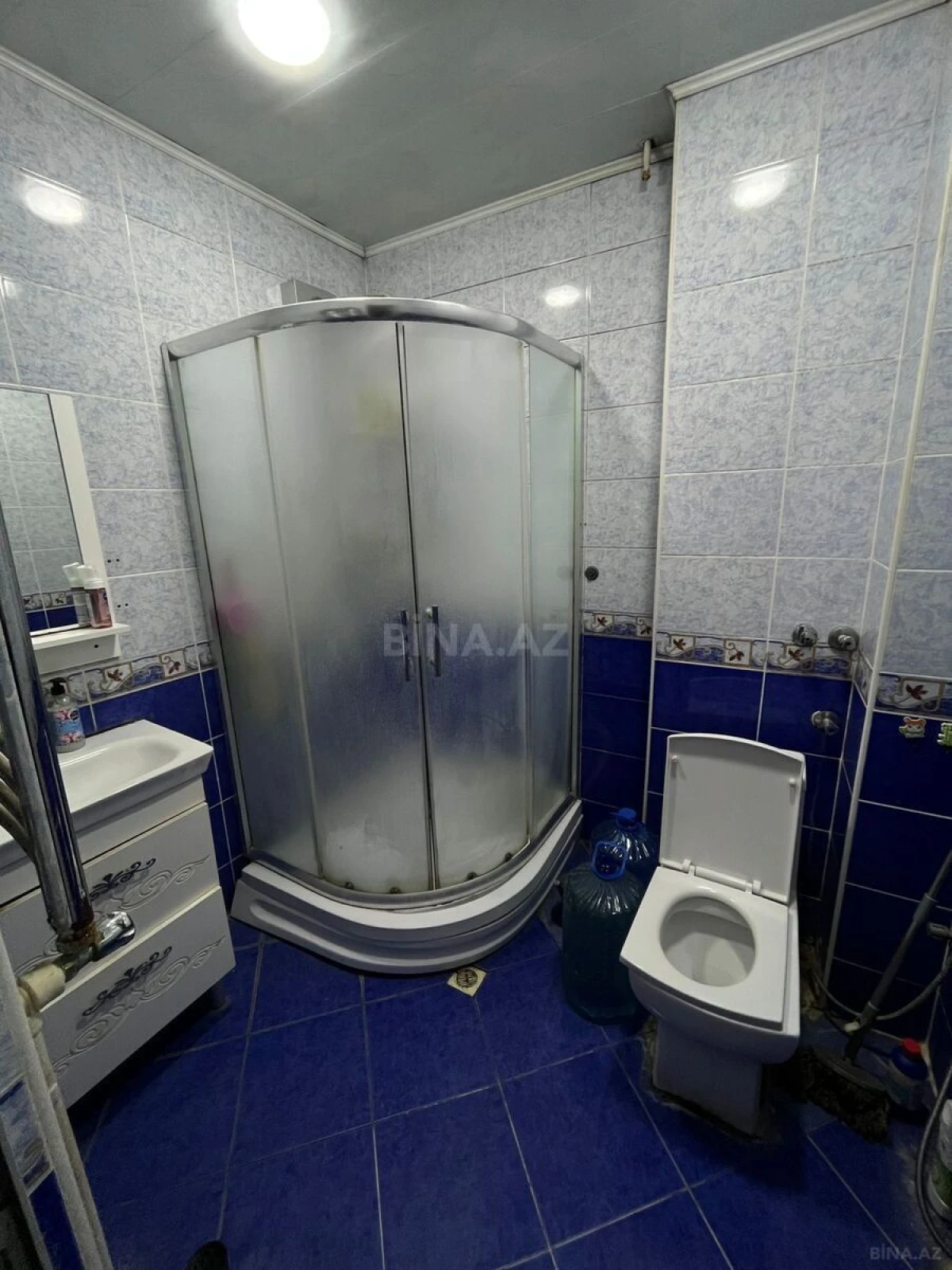 Satılır 4 otaqlı mənzil 110 m²