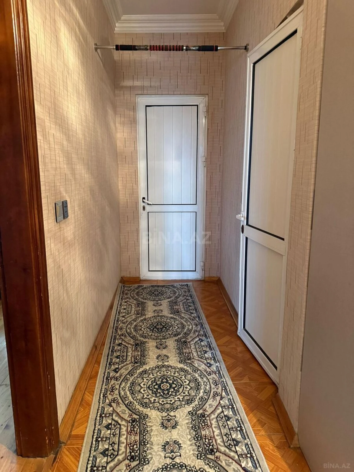 Satılır 4 otaqlı mənzil 110 m²