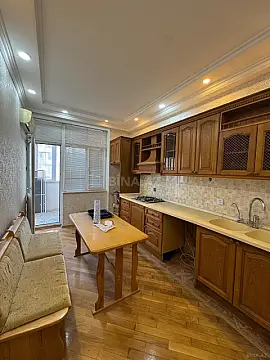 Satılır 4 otaqlı mənzil 120 m² — Bakı, Həzi Aslanov qəs. 4 otaq 120.00 m²