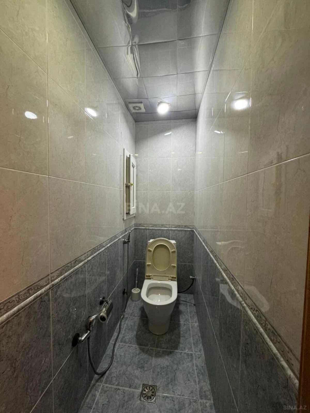 Satılır 4 otaqlı mənzil 120 m²
