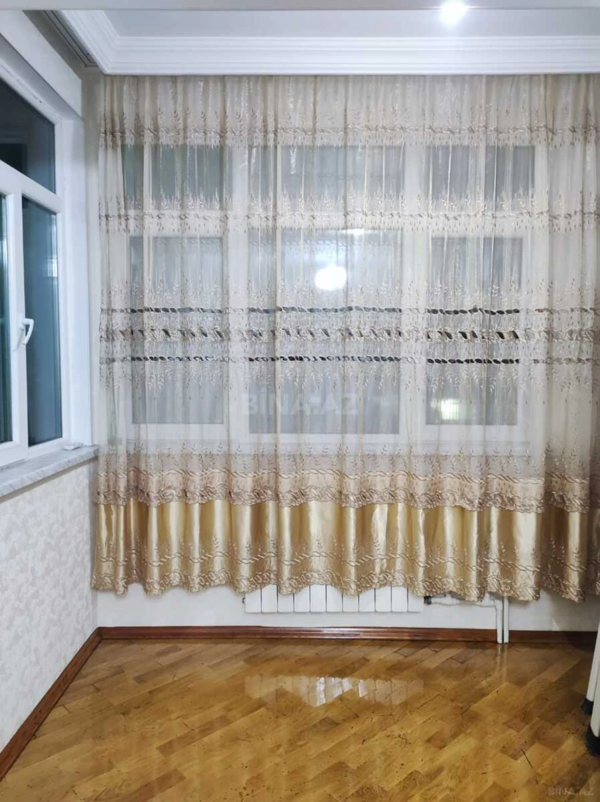 Kirayə verilir 2 otaqlı mənzil 55 m²