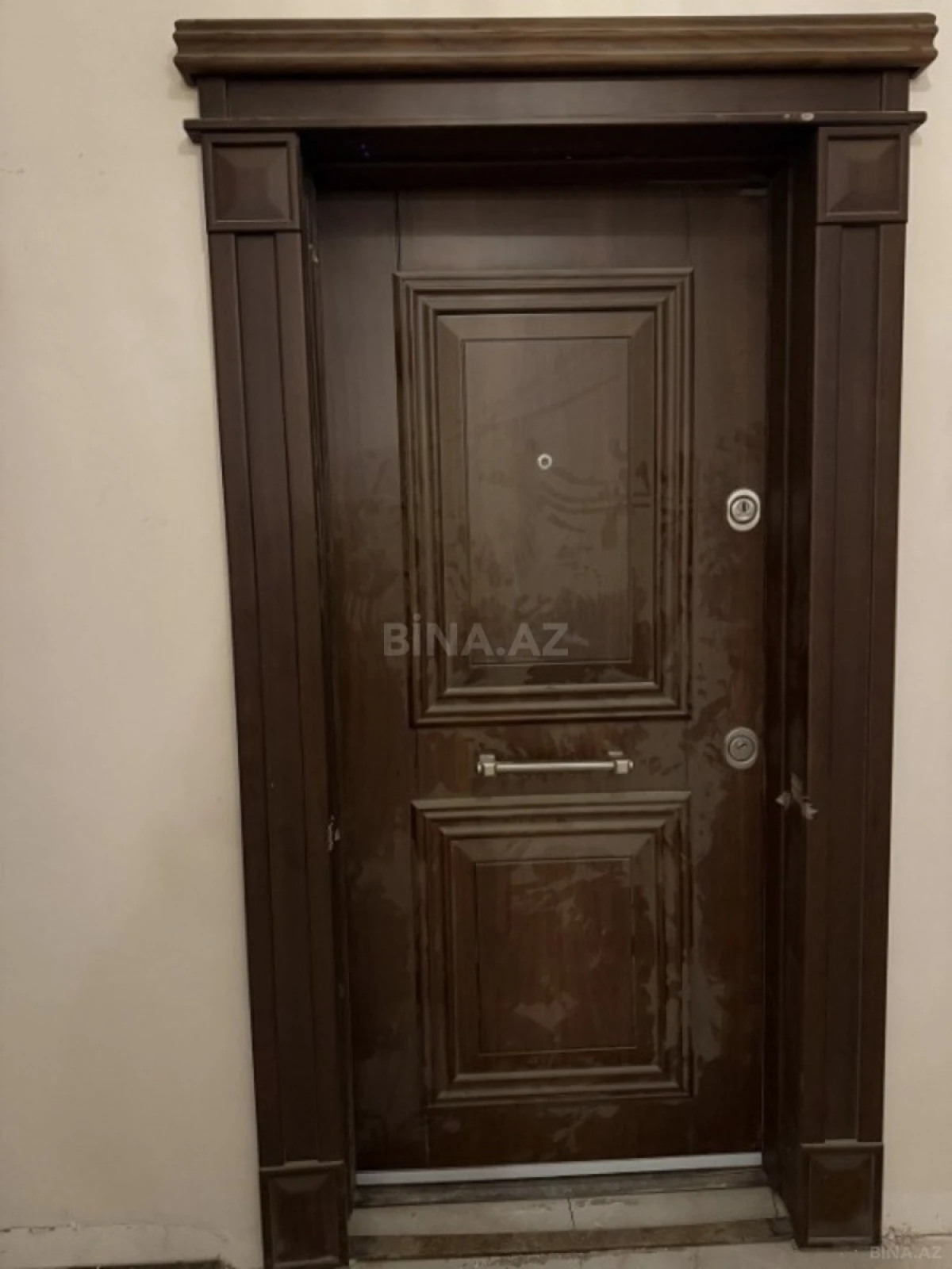 Satılır 3 otaqlı mənzil 110 m²