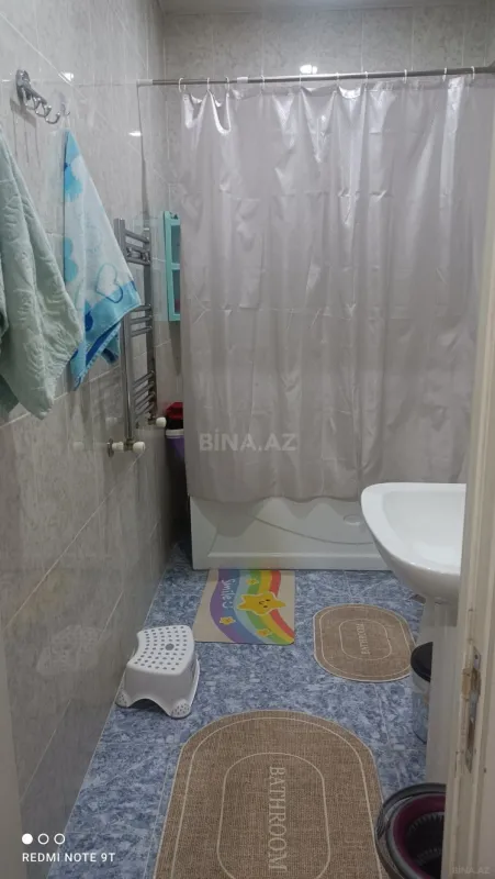 Satılır 2 otaqlı mənzil 68 m²