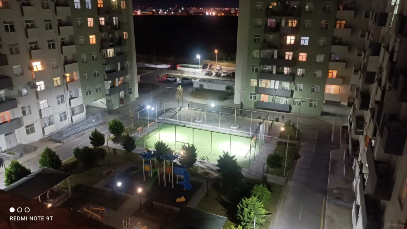 Satılır 2 otaqlı mənzil 68 m²