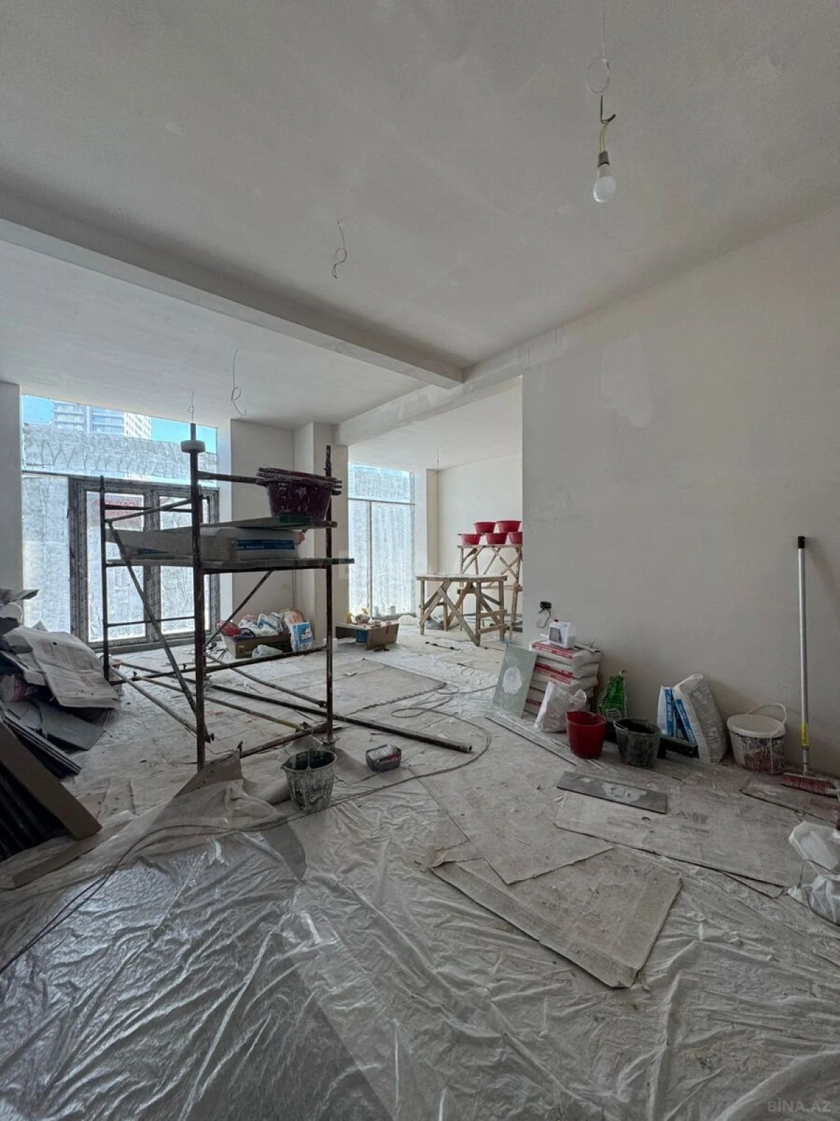 Kirayə verilir obyekt 300 m²