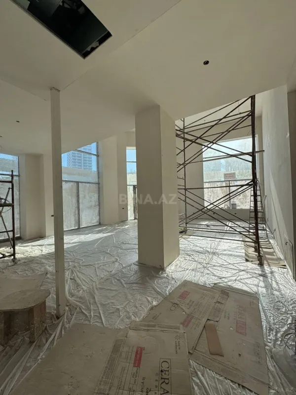 Kirayə verilir obyekt 300 m²