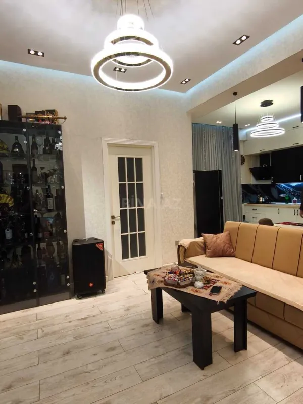 Satılır 3 otaqlı mənzil 97.2 m²