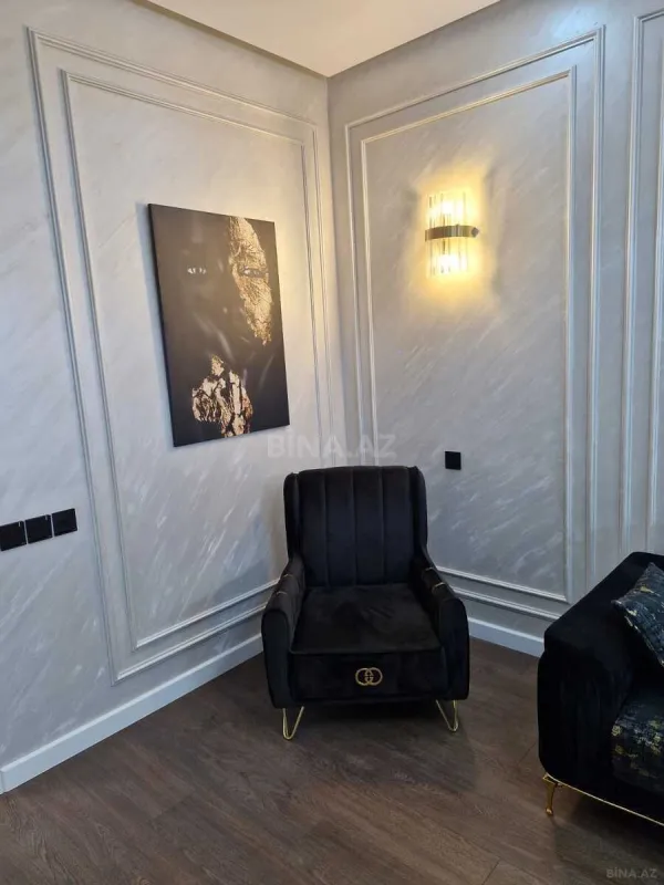 Kirayə verilir 2 otaqlı mənzil 90 m²