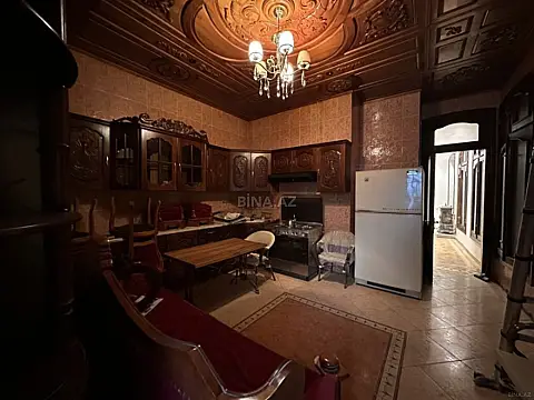 Kirayə verilir 5 otaqlı ofis 200 m²