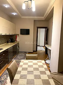 Satılır 2 otaqlı mənzil 117 m²
