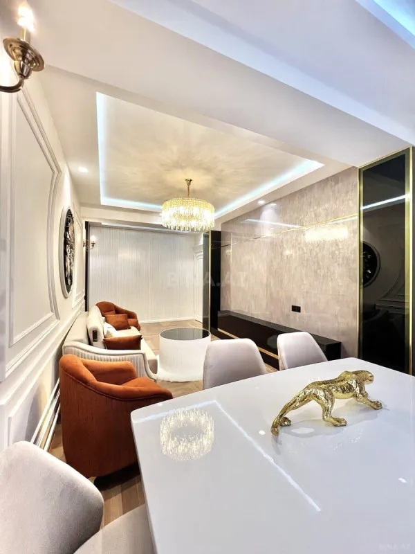 Satılır 2 otaqlı mənzil 70 m²