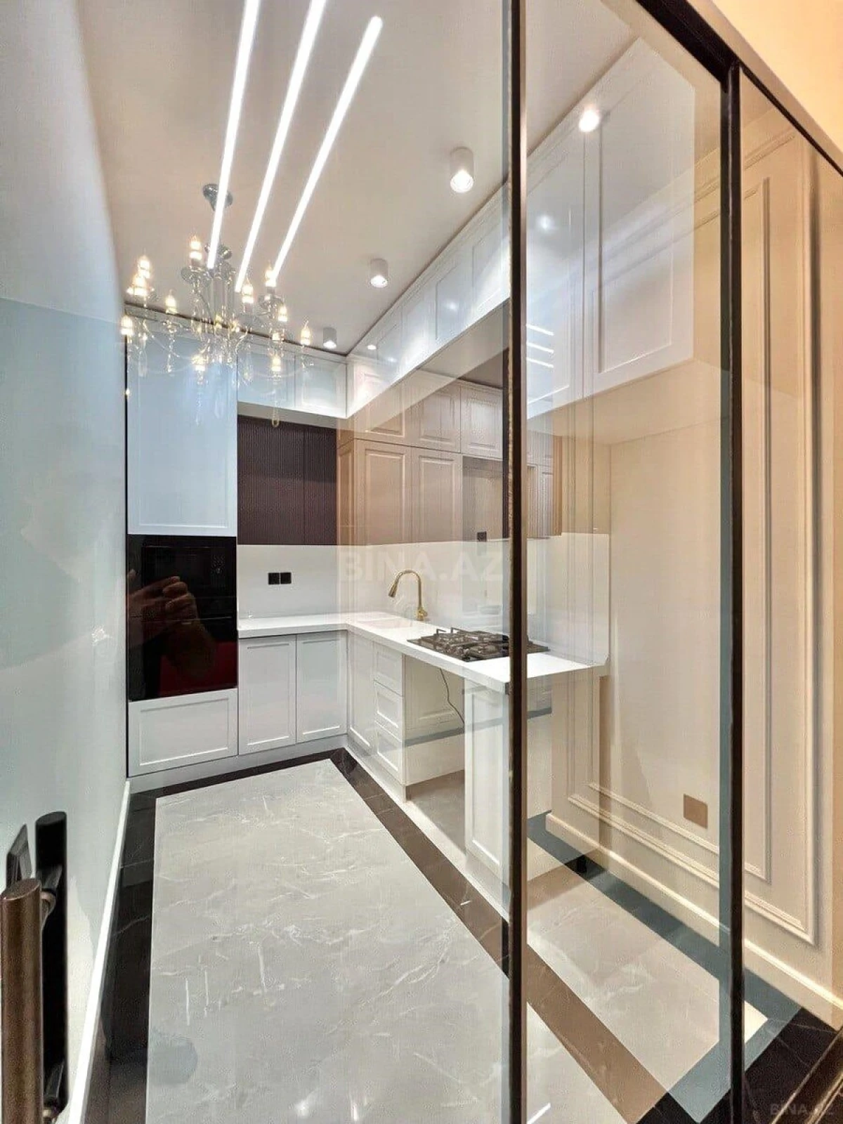 Satılır 2 otaqlı mənzil 70 m²