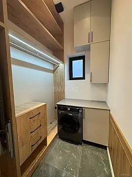 Satılır 4 otaqlı həyət evi 180 m²