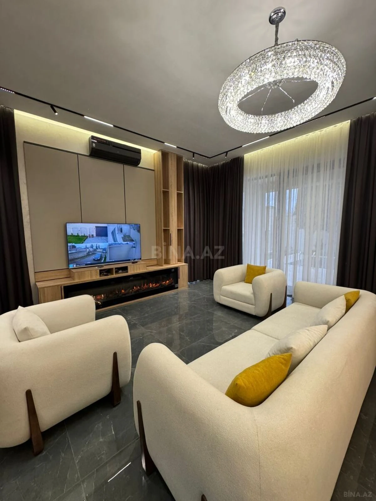 Satılır 4 otaqlı həyət evi 180 m²