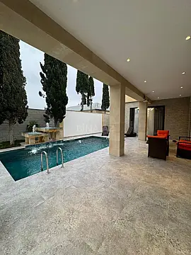 Satılır 4 otaqlı həyət evi 180 m²