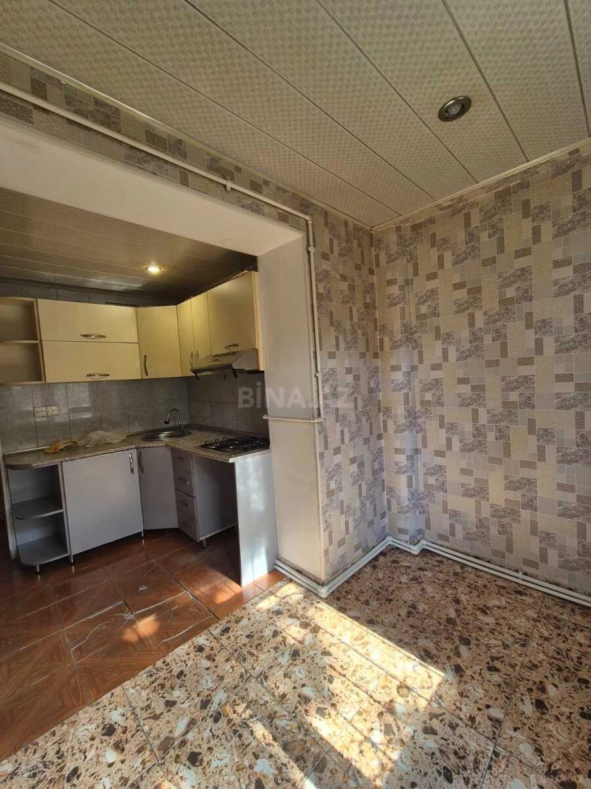 Satılır 2 otaqlı mənzil 55 m²