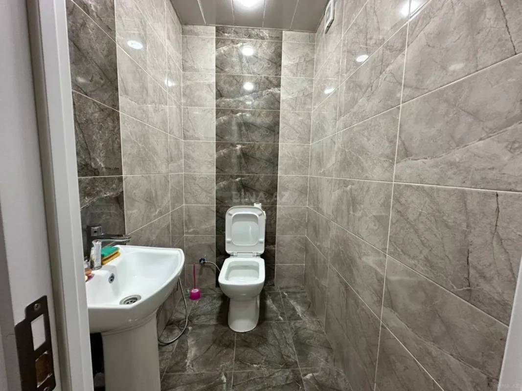 Satılır 3 otaqlı mənzil 125 m²