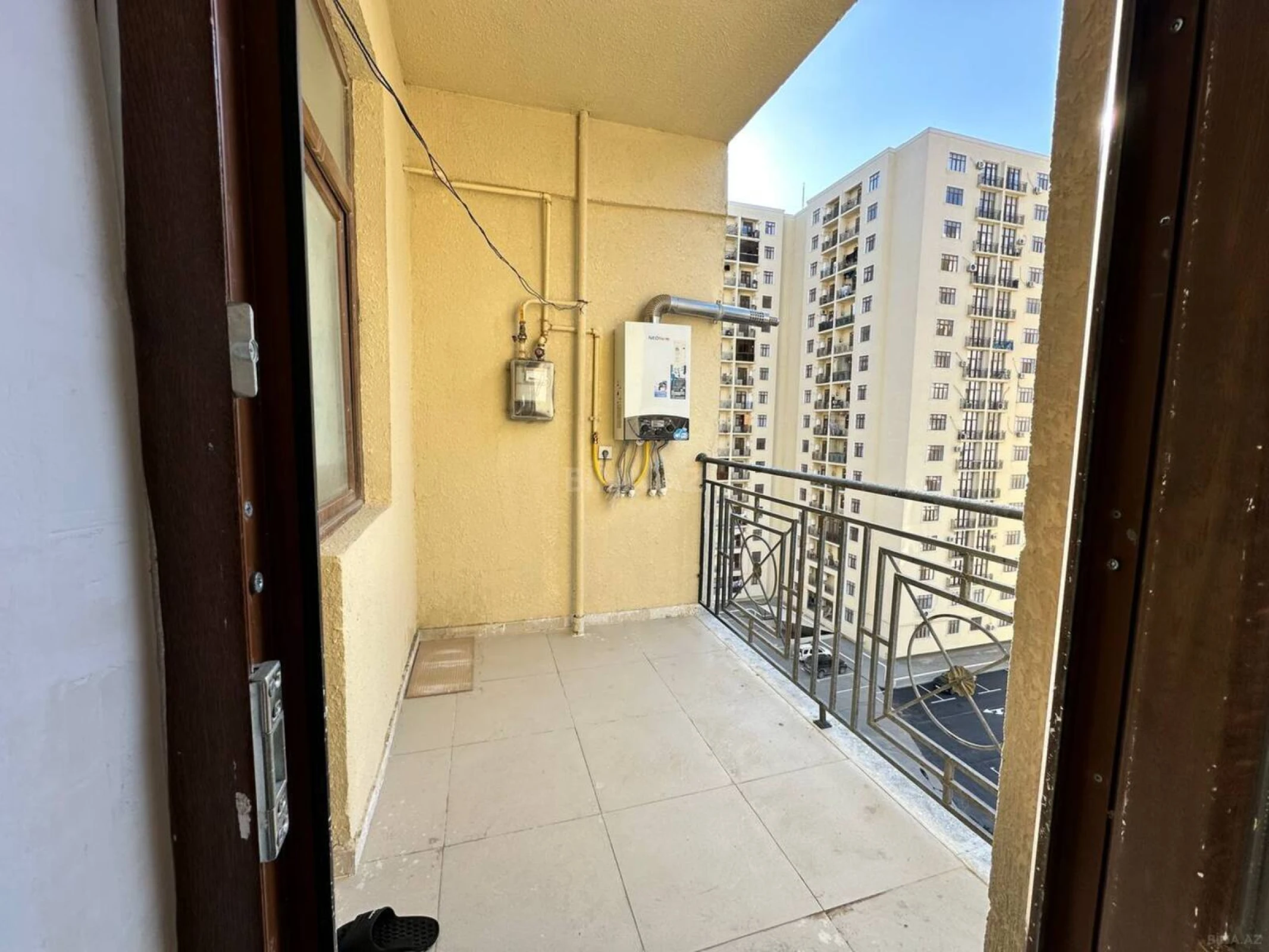 Satılır 3 otaqlı mənzil 125 m²